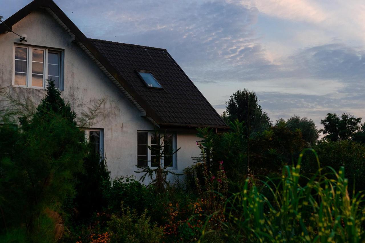 Bizon Pensionat Sadowne Exteriör bild